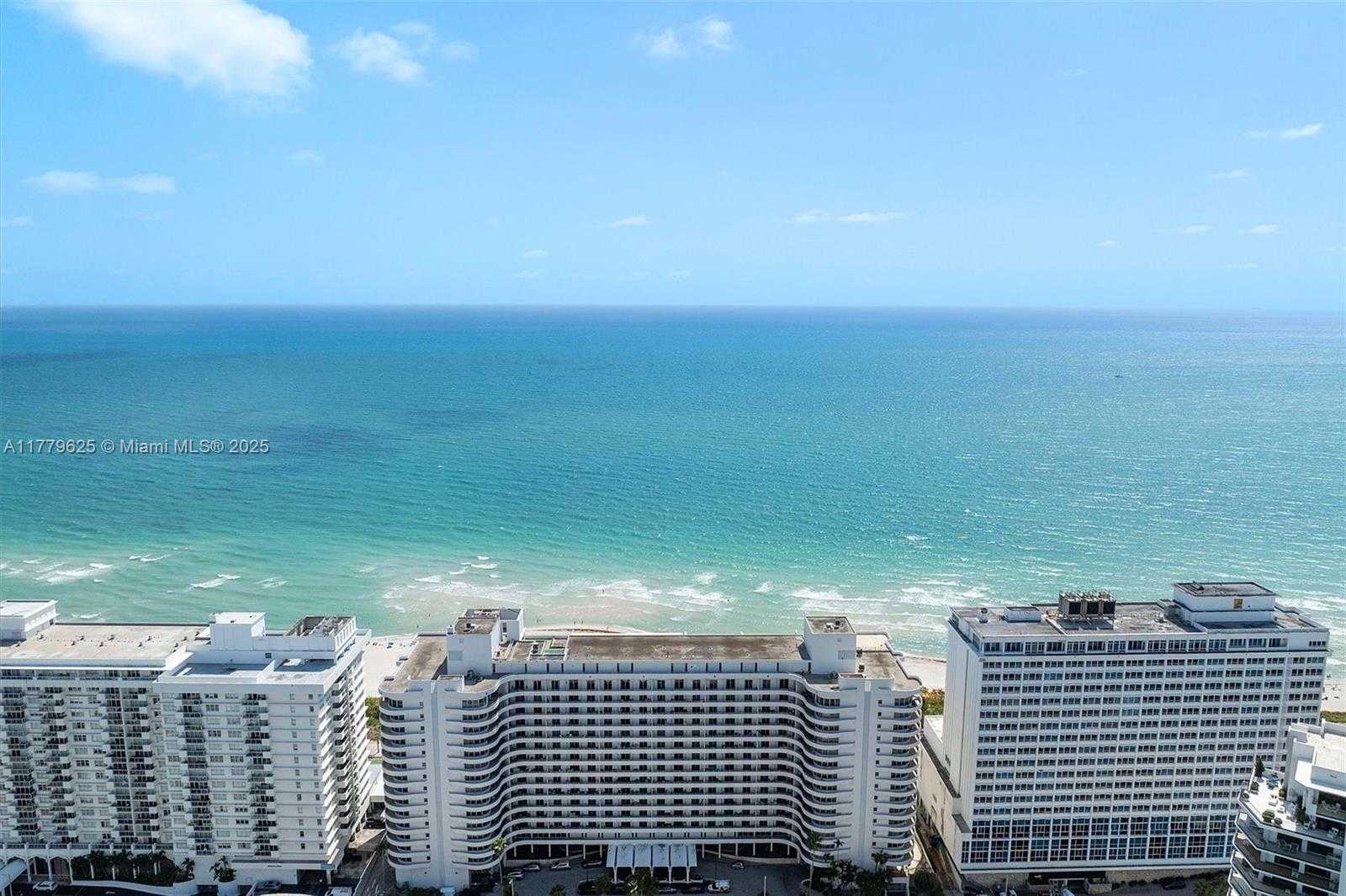 Small Image of 5555 COLLINS AVE #16B, Miami Beach Number 45