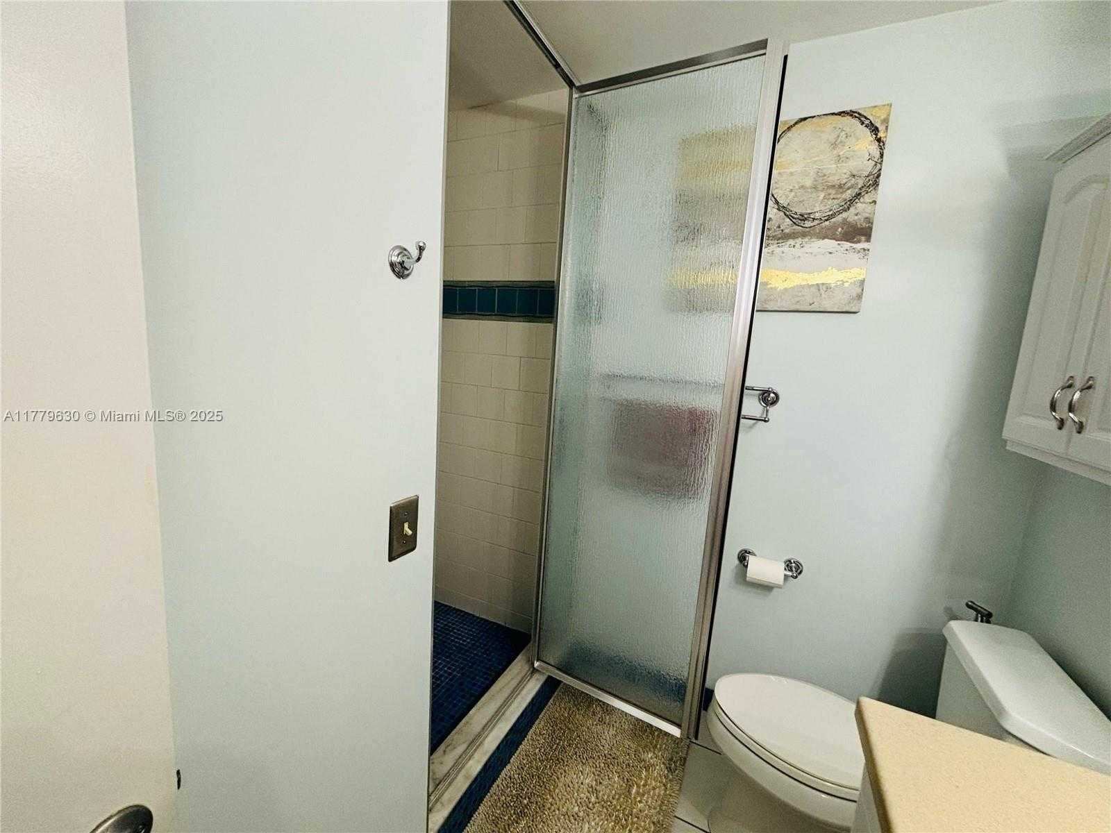 Small Image of 5300 5300 WASHINGTON ST #E-209, Hollywood Number 17