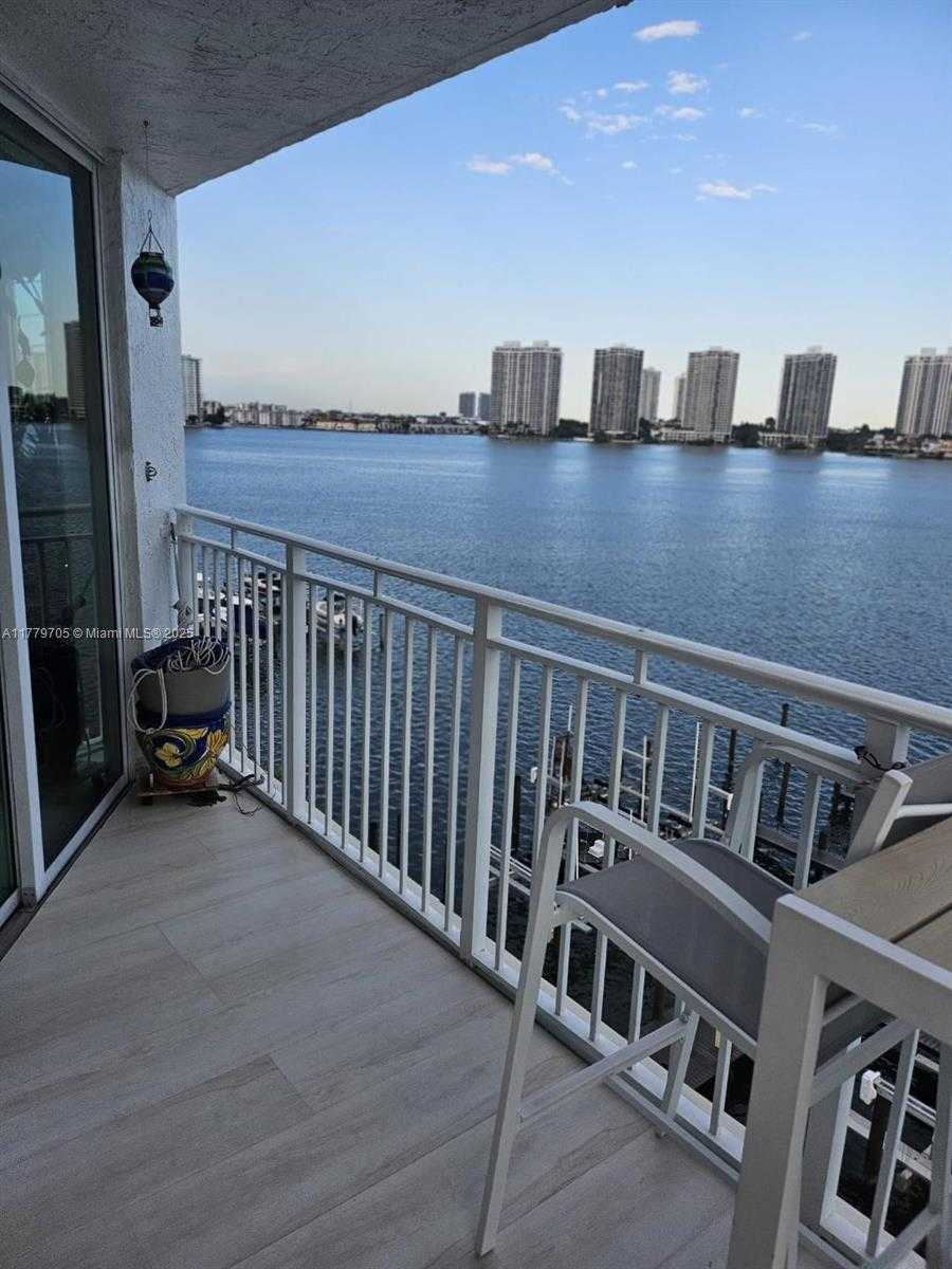 Small Image of 18000 #603, Sunny Isles Beach Number 19