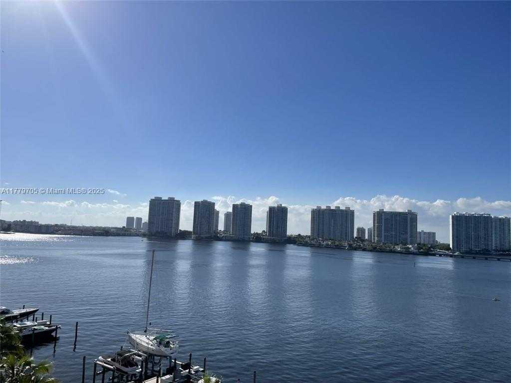 Small Image of 18000 #603, Sunny Isles Beach Number 2