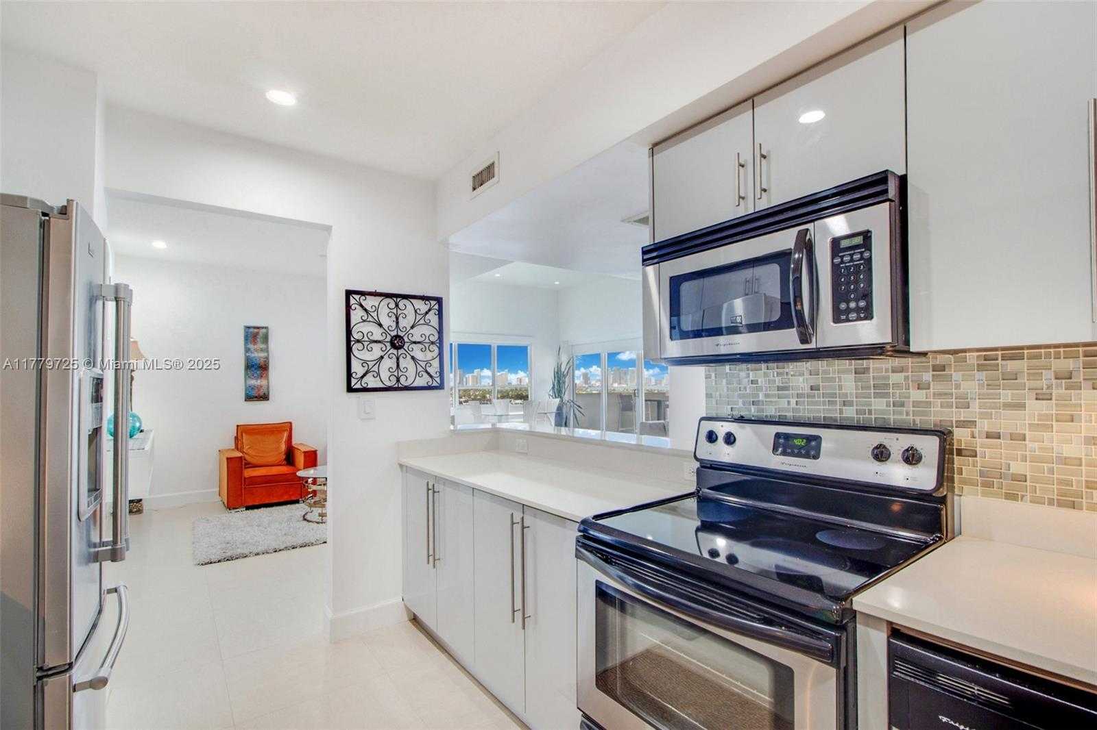 Small Image of 1500 BAY RD #1540S, Miami Beach Number 10