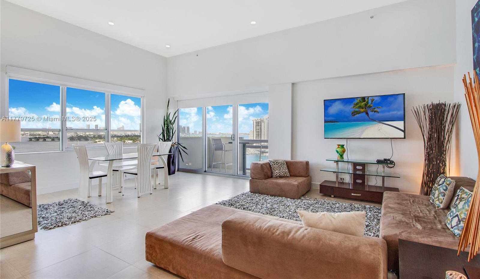 Small Image of 1500 BAY RD #1540S, Miami Beach Number 2