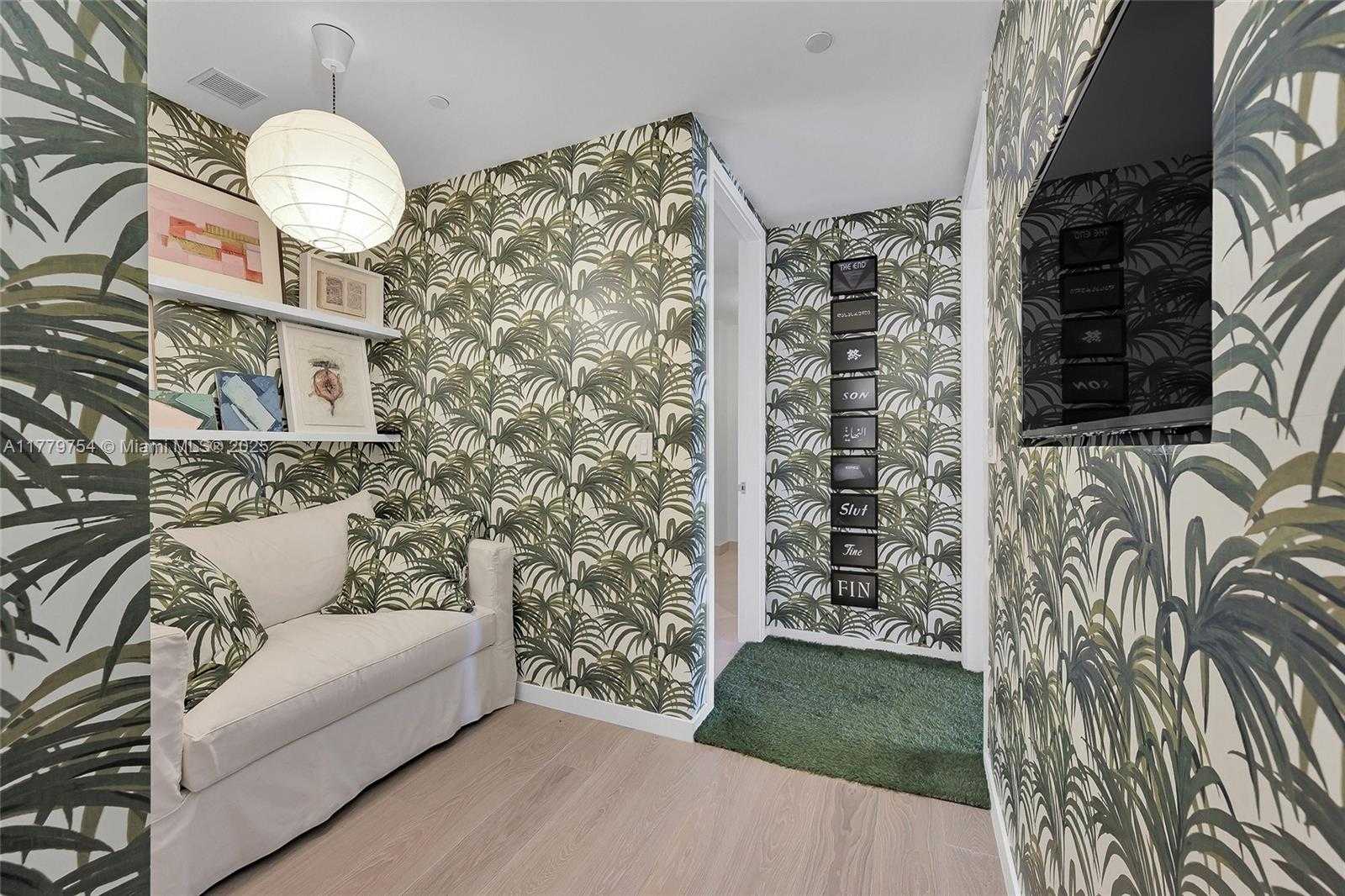 Small Image of 1425 BRICKELL AVE #61E, Miami Number 23