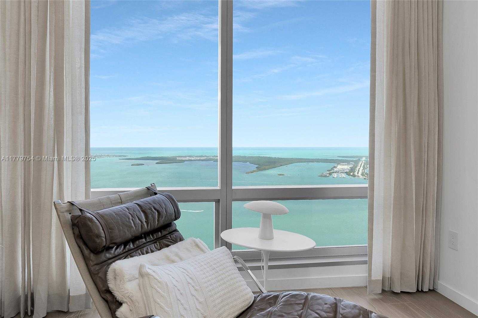 Small Image of 1425 BRICKELL AVE #61E, Miami Number 33