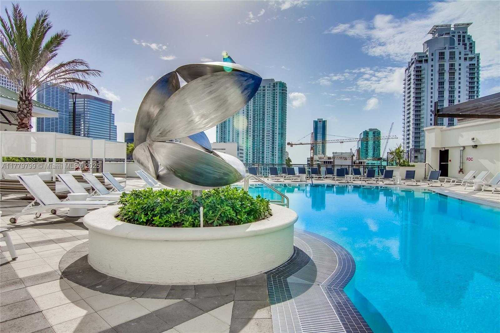 Small Image of 999 SOUTH WEST 1ST AVE #2213, Miami Number 24