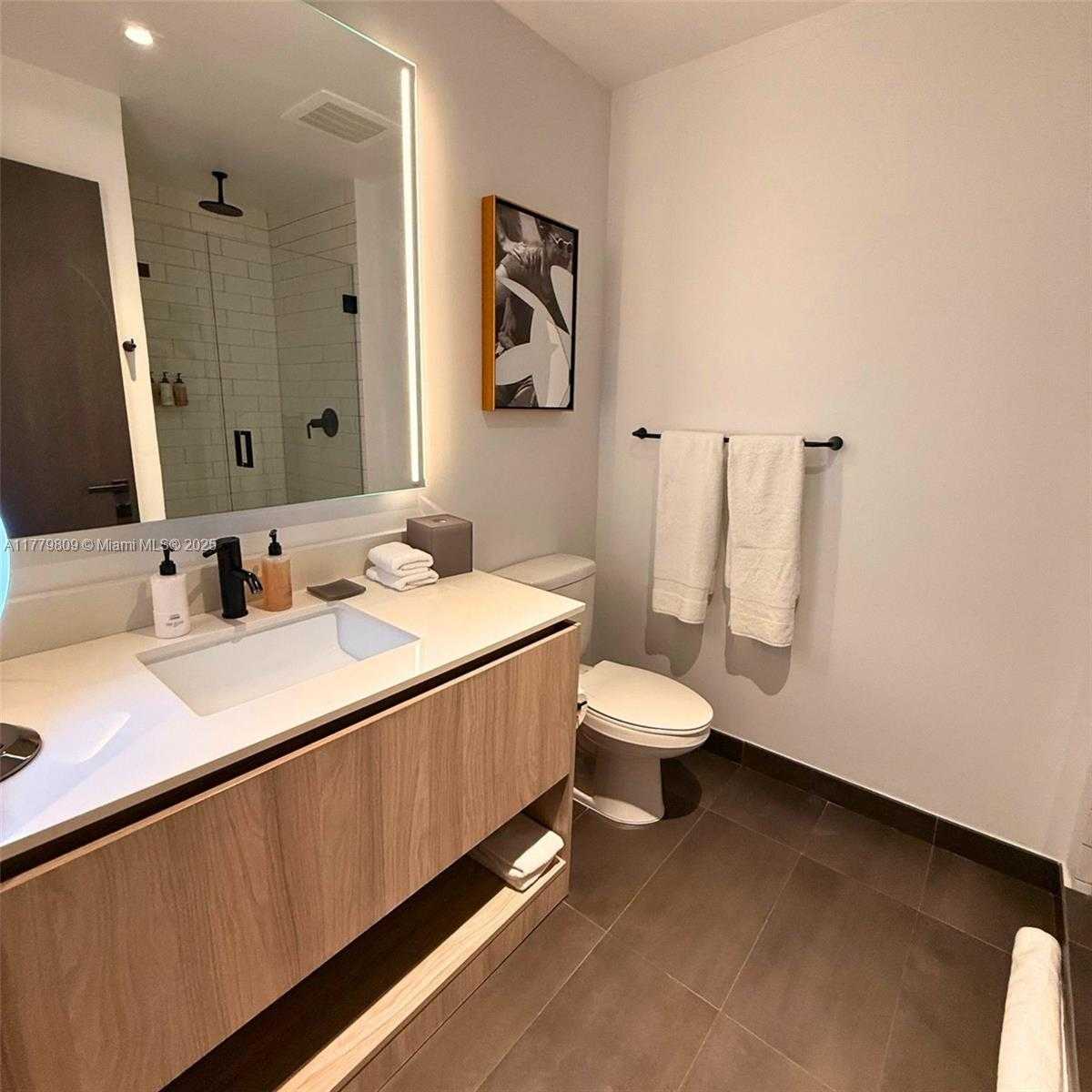 Small Image of 398 NORTH EAST 5TH ST #1906, Miami Number 7