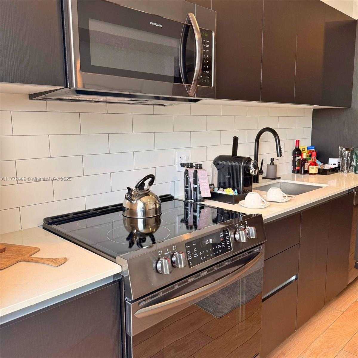 Small Image of 398 NORTH EAST 5TH ST #1906, Miami Number 9