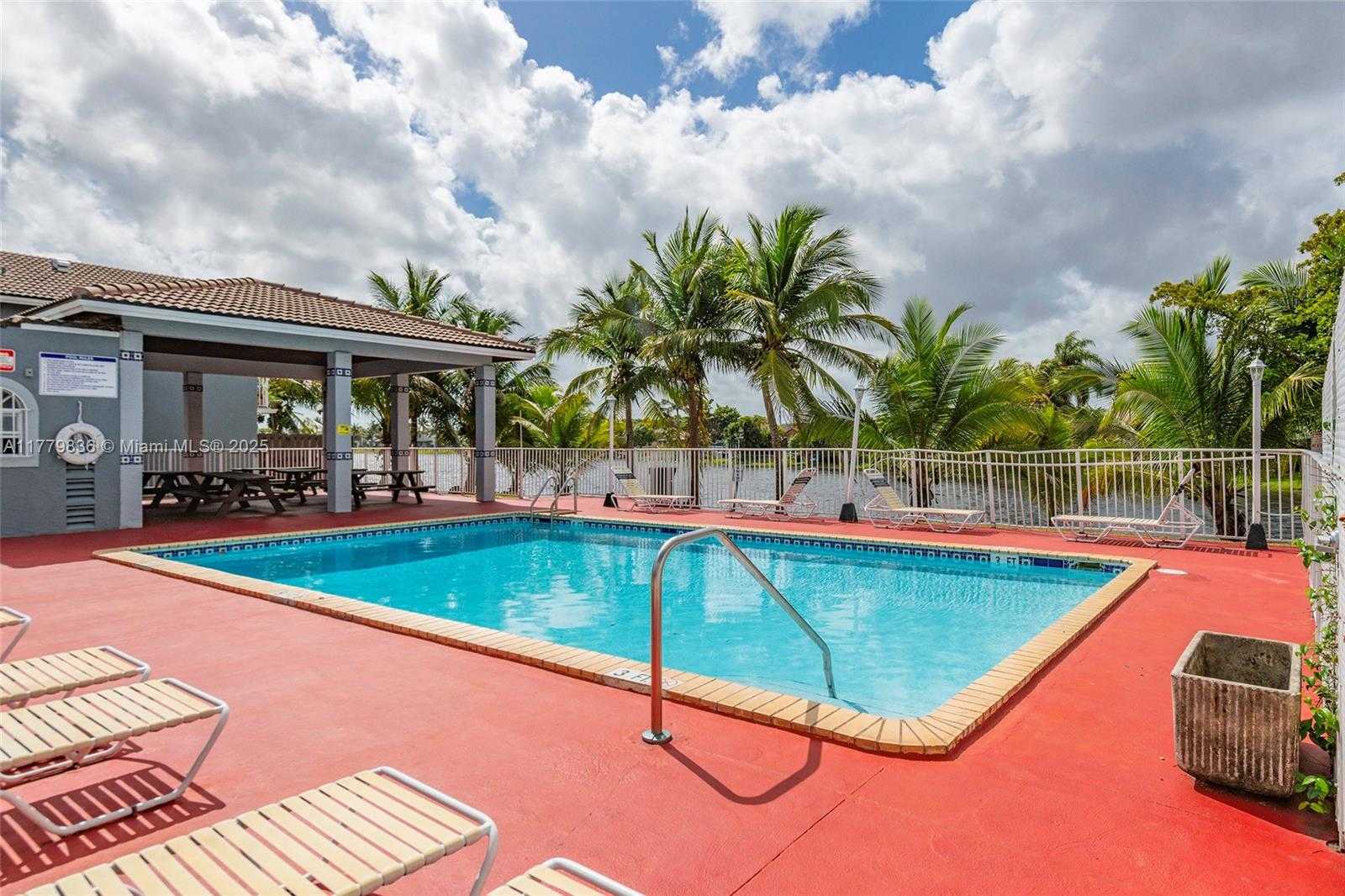 Small Image of 7110 NORTH WEST 173RD DR #105, Hialeah Number 10