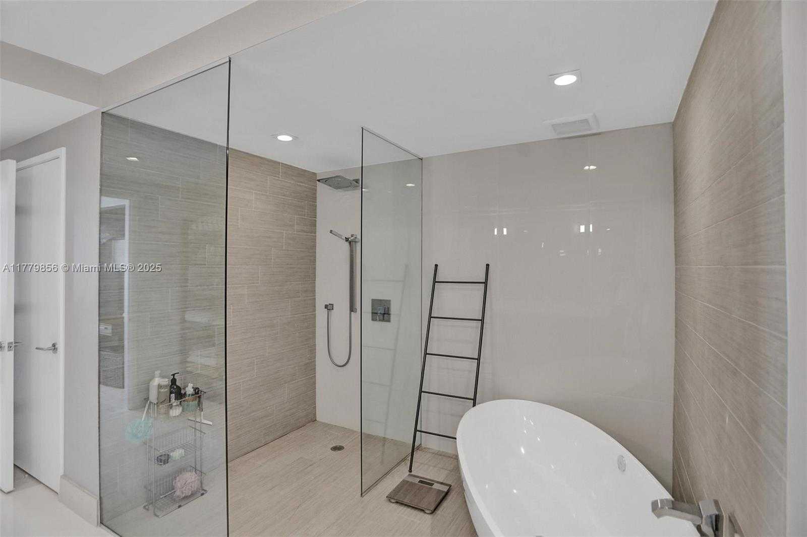 Small Image of 300 SUNNY ISLES BLVD #4-903, Sunny Isles Beach Number 13