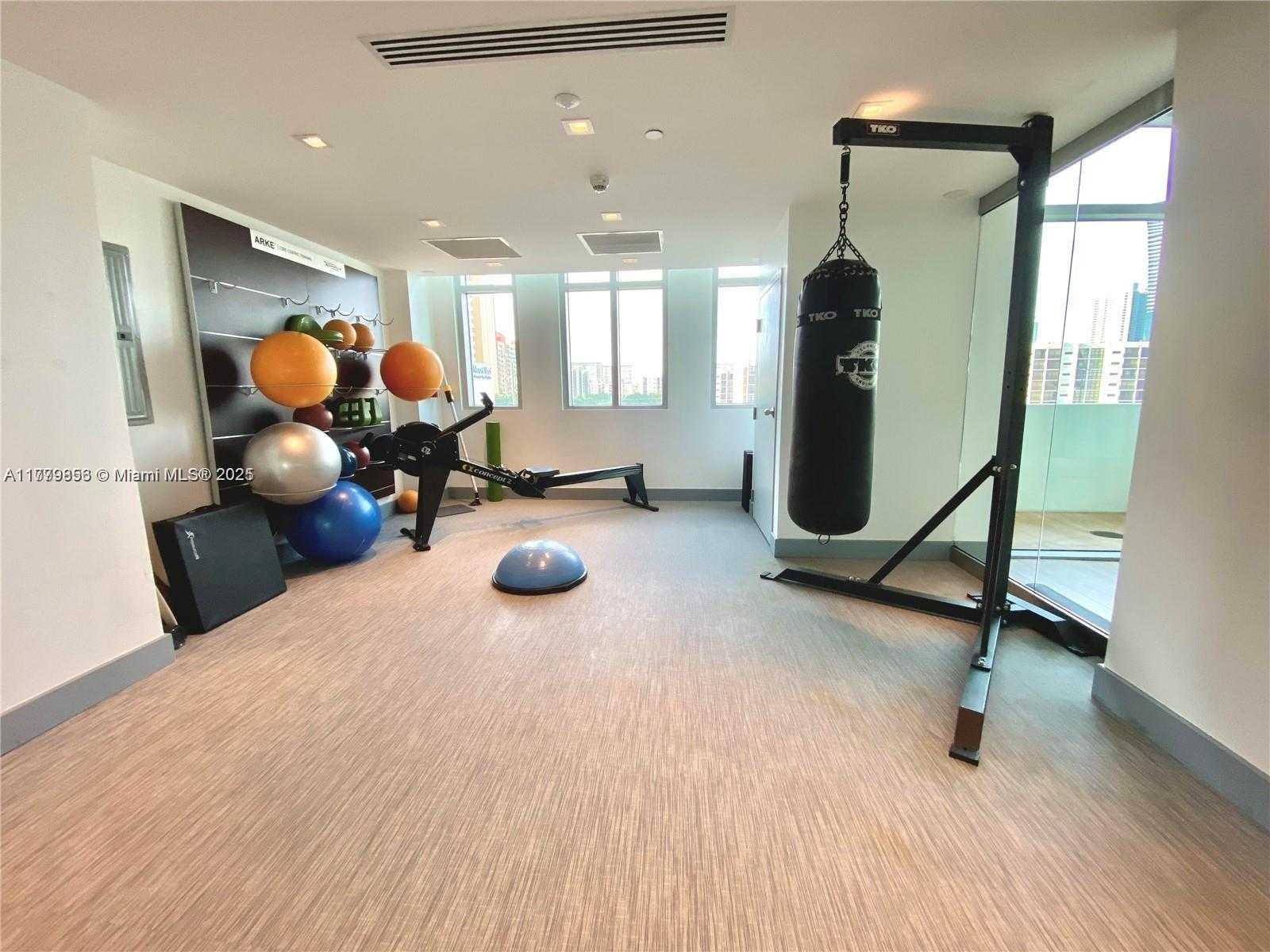 Small Image of 300 SUNNY ISLES BLVD #4-903, Sunny Isles Beach Number 38
