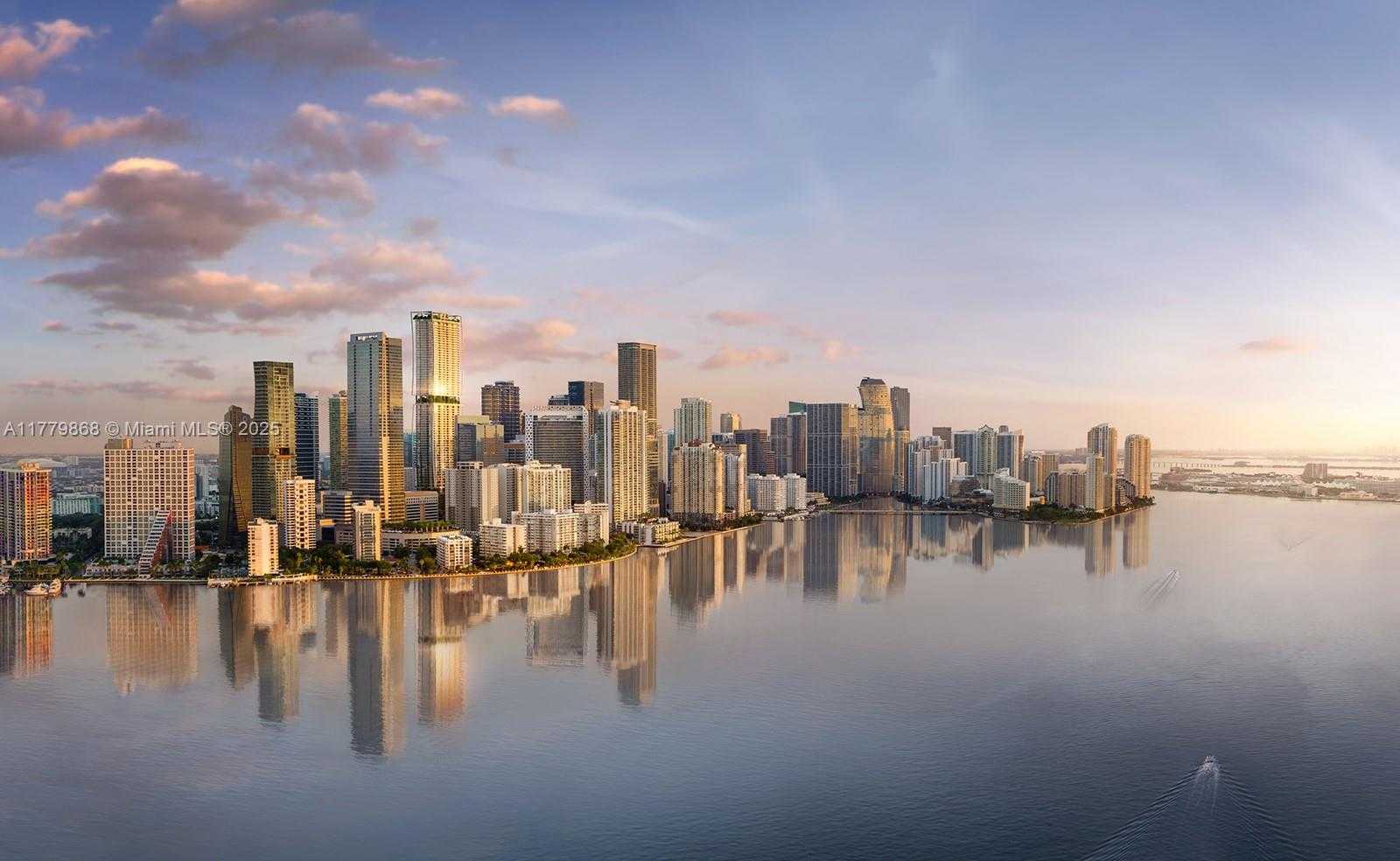 Small Image of 1210 Brickell Ave, Miami, FL 33131, USA Number 43