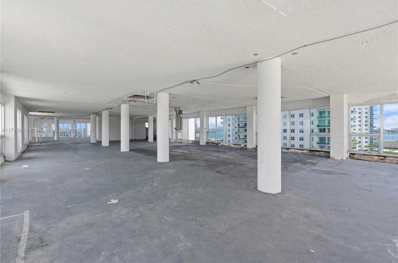 Small Image of 7904 WEST DRIVE #PENTHOUSE, North Bay Village Number 10
