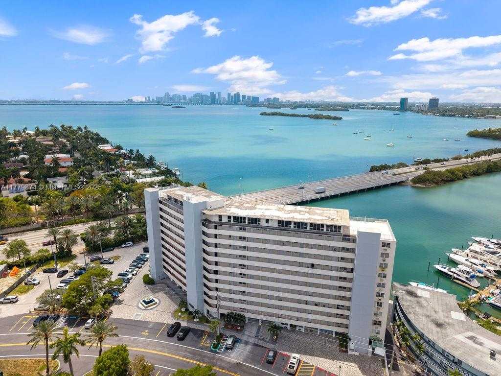 Small Image of 7904 WEST DRIVE #PENTHOUSE, North Bay Village Number 5
