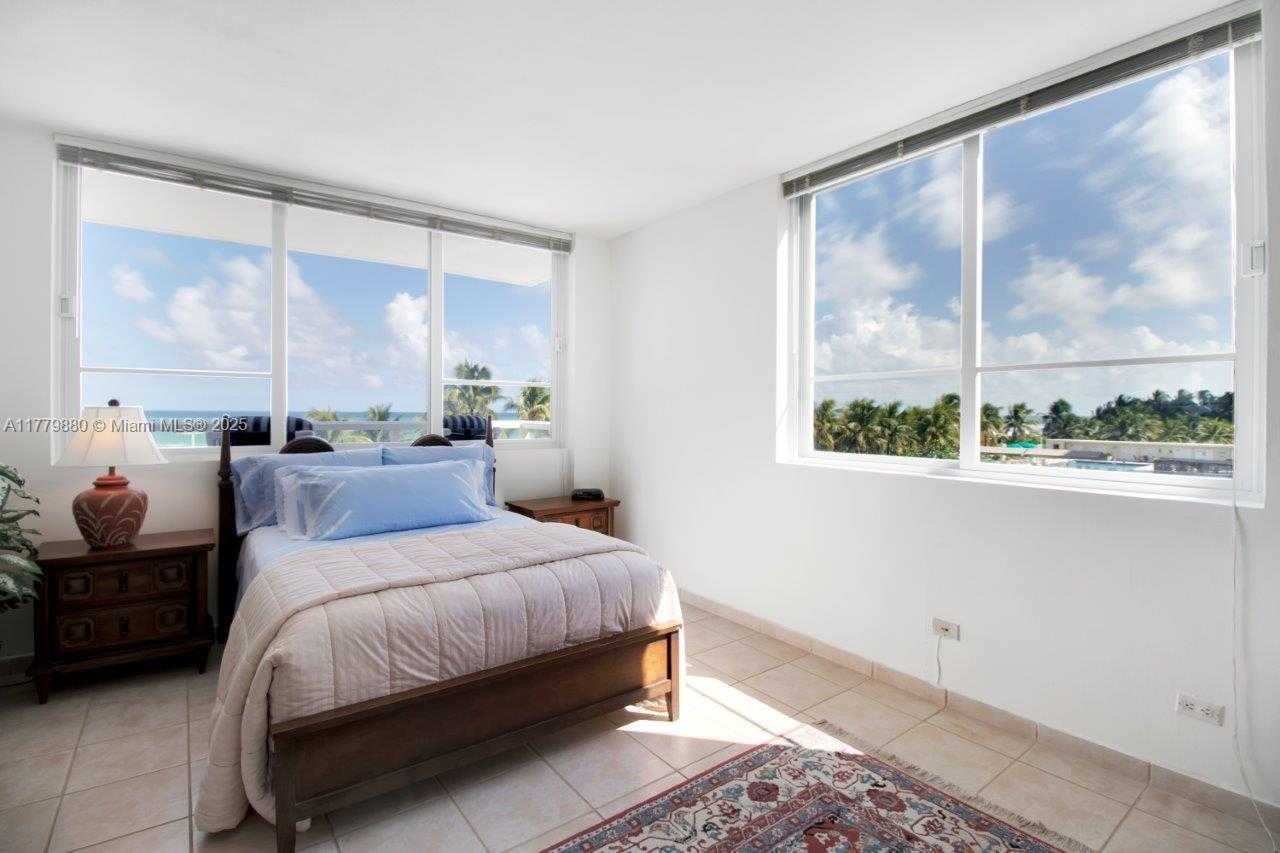 Small Image of 5005 COLLINS AVE #319, Miami Beach Number 20