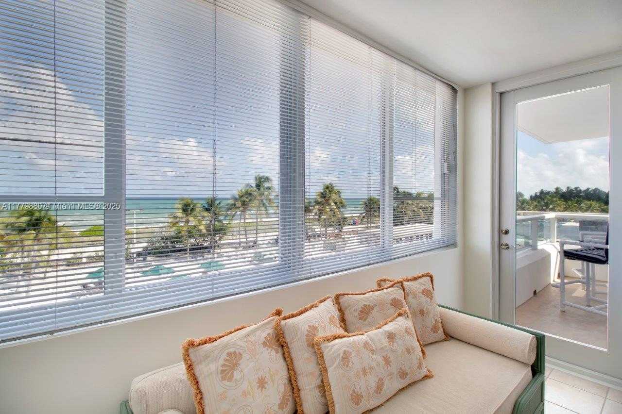 Small Image of 5005 COLLINS AVE #319, Miami Beach Number 24