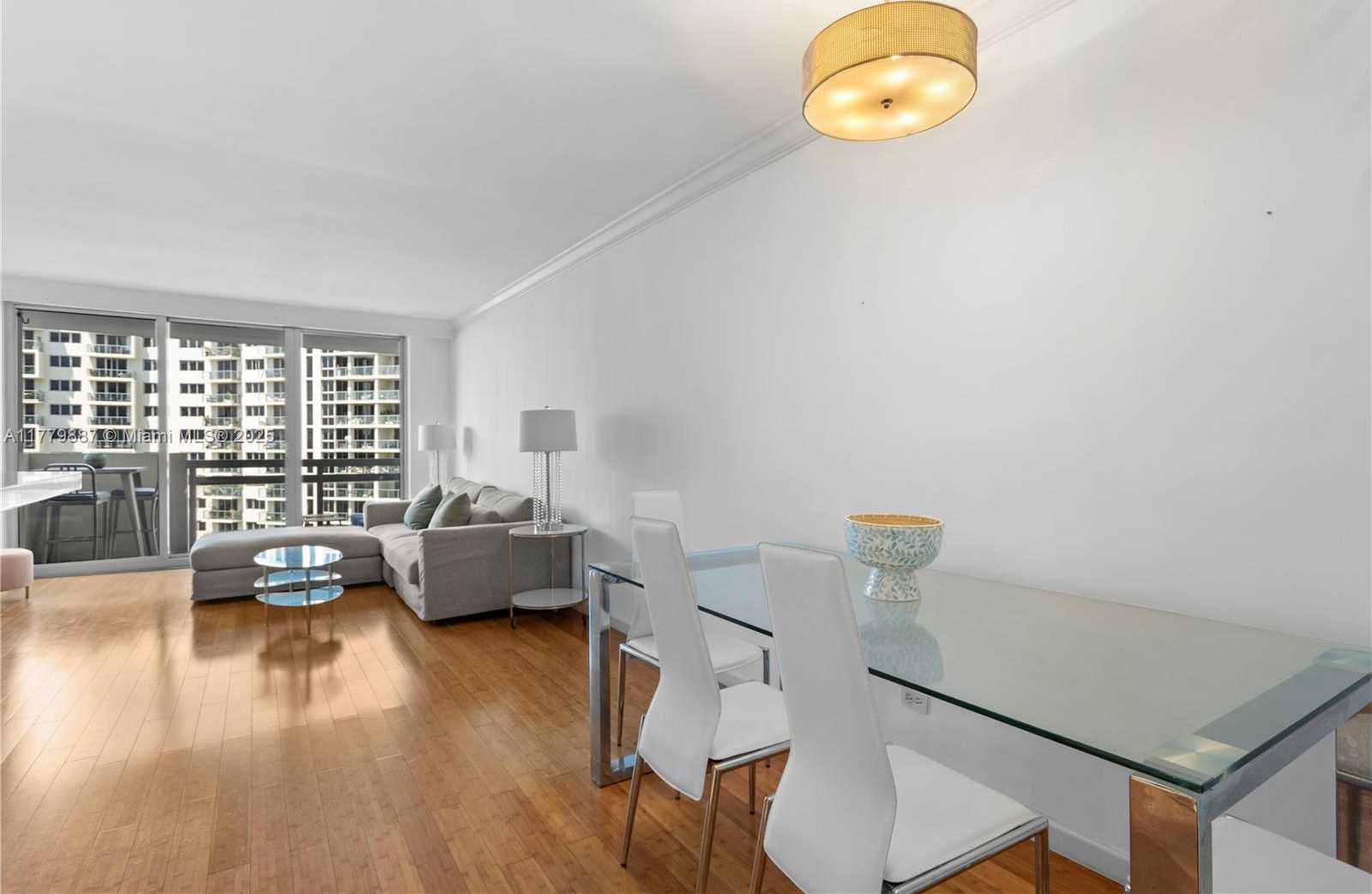 Small Image of 1500 BAY RD #866S, Miami Beach Number 6