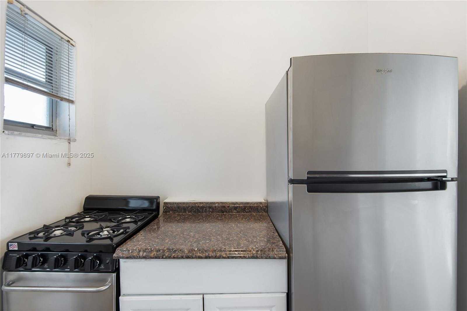 Small Image of 630 84TH ST #26, Miami Beach Number 9