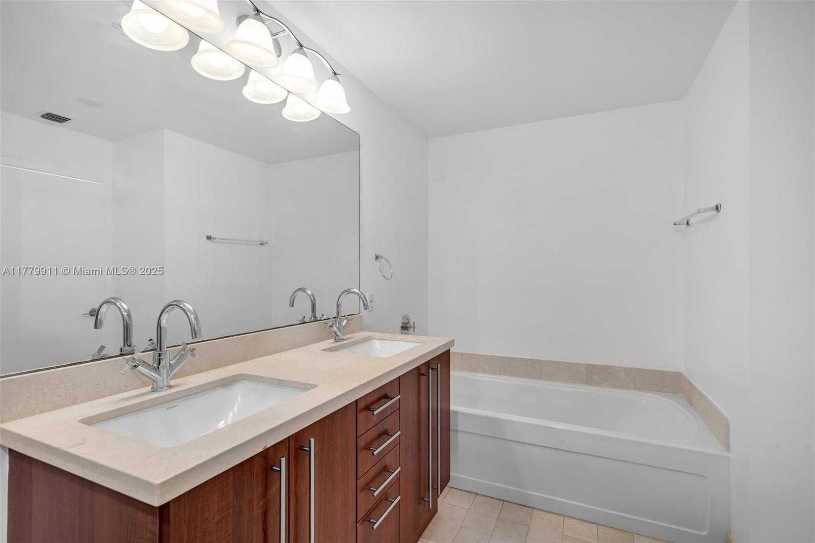 Small Image of 79 SOUTH WEST 12TH ST #1204-S, Miami Number 15