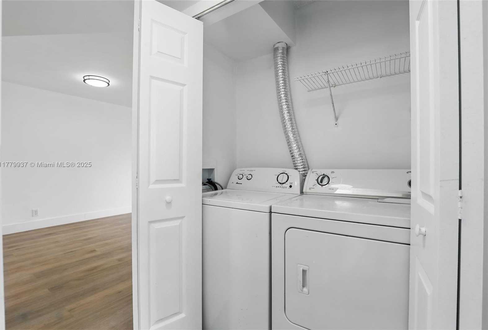 Small Image of 8540 NORTH SHERMAN CIR #408, Miramar Number 21