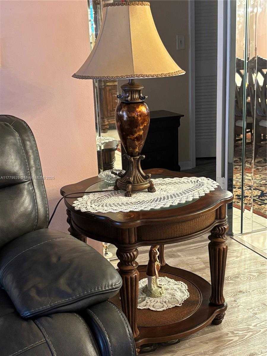 Small Image of 1865 SOUTH OCEAN DR #3F, Hallandale Beach Number 13