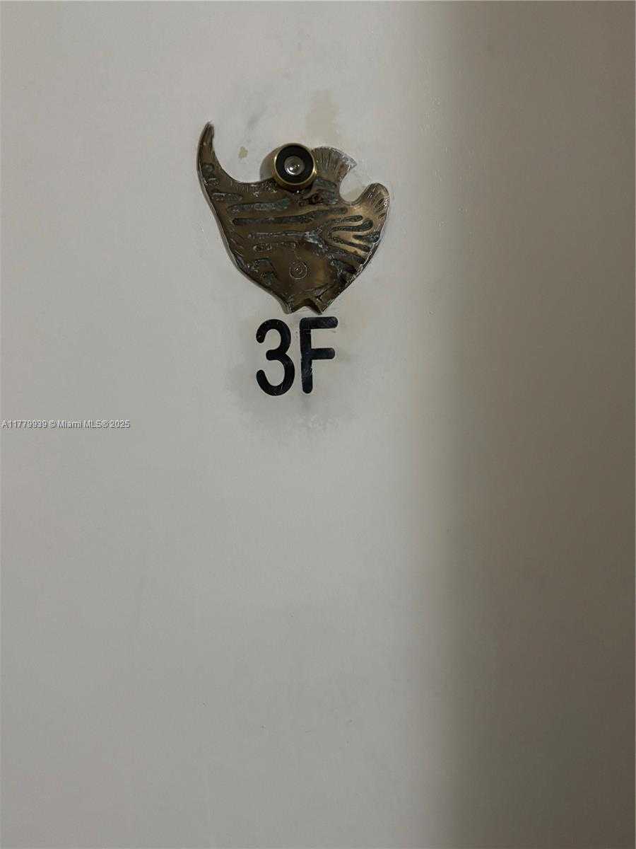 Small Image of 1865 SOUTH OCEAN DR #3F, Hallandale Beach Number 6