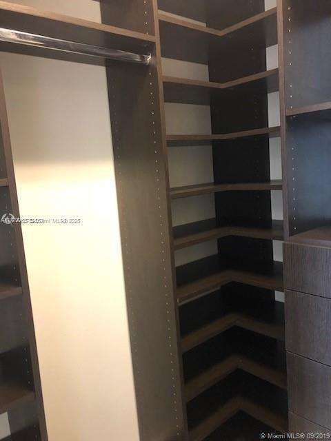 Imagen de Pequeño Objeto