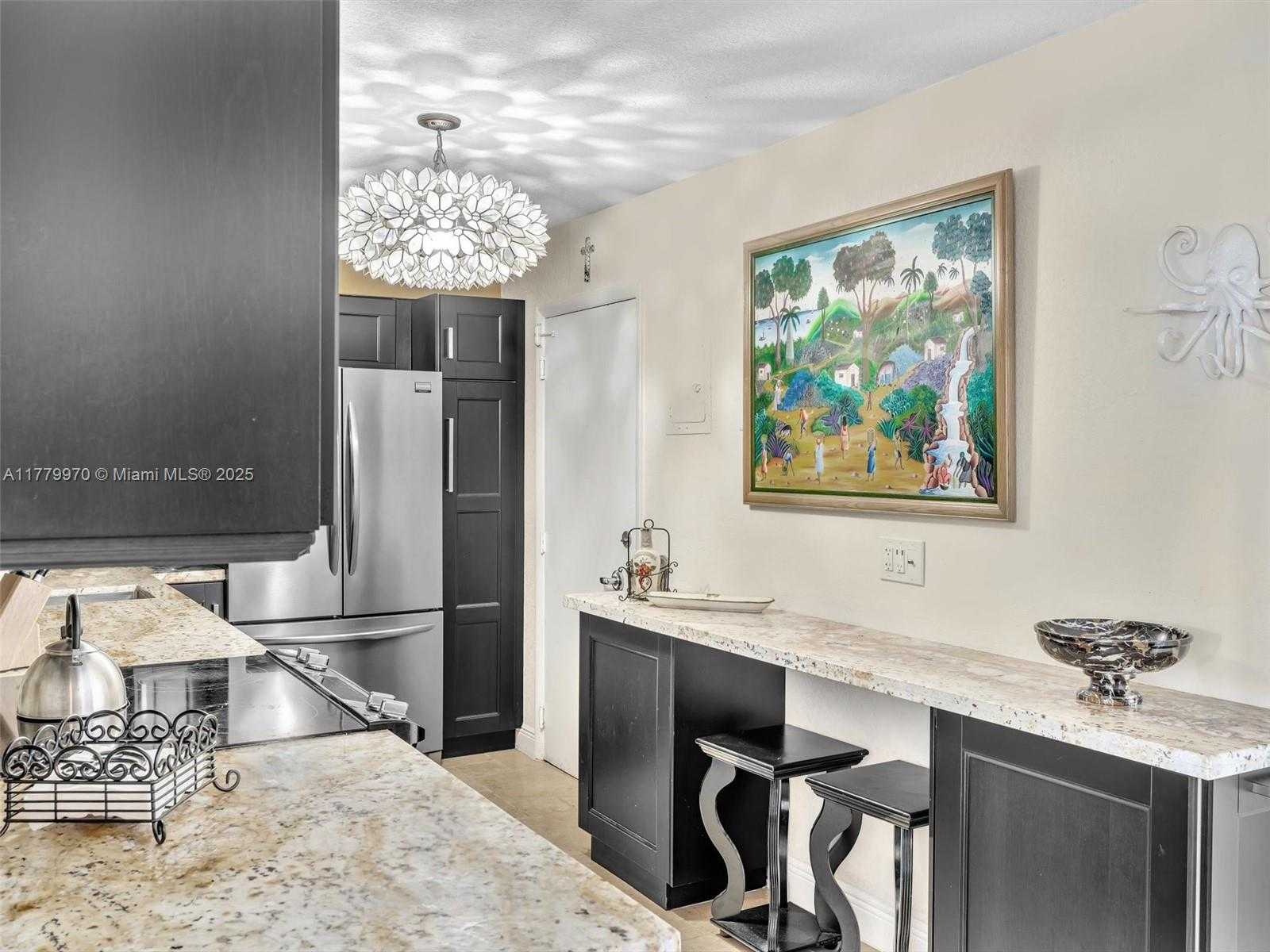 Small Image of 6770 INDIAN CREEK DR #7K, Miami Beach Number 14