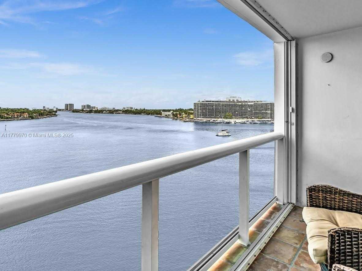Small Image of 6770 INDIAN CREEK DR #7K, Miami Beach Number 2