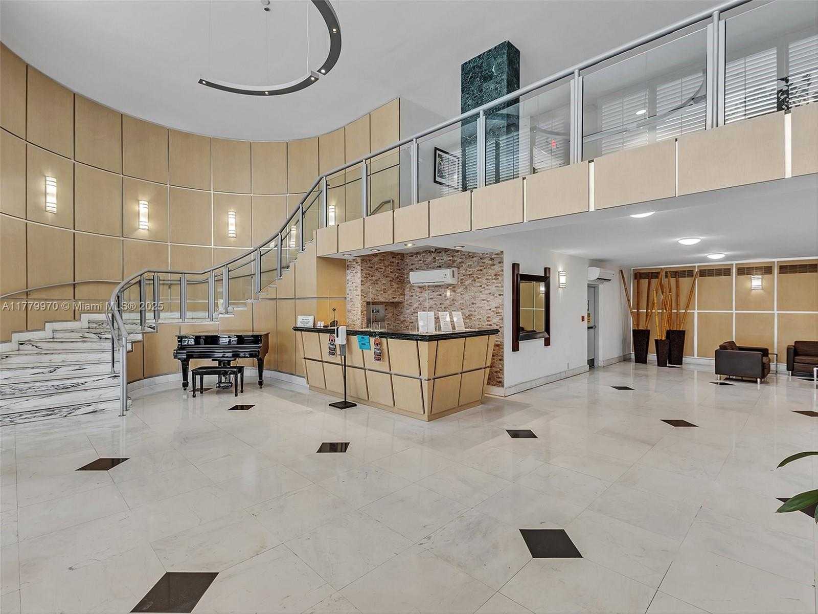 Small Image of 6770 INDIAN CREEK DR #7K, Miami Beach Number 31
