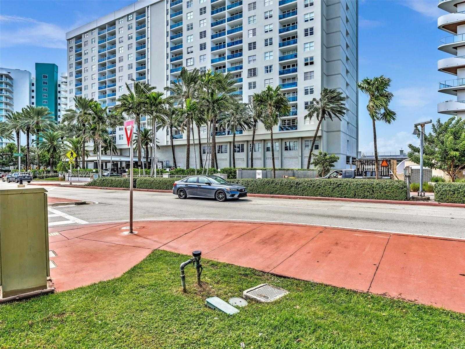 Small Image of 6770 INDIAN CREEK DR #7K, Miami Beach Number 37