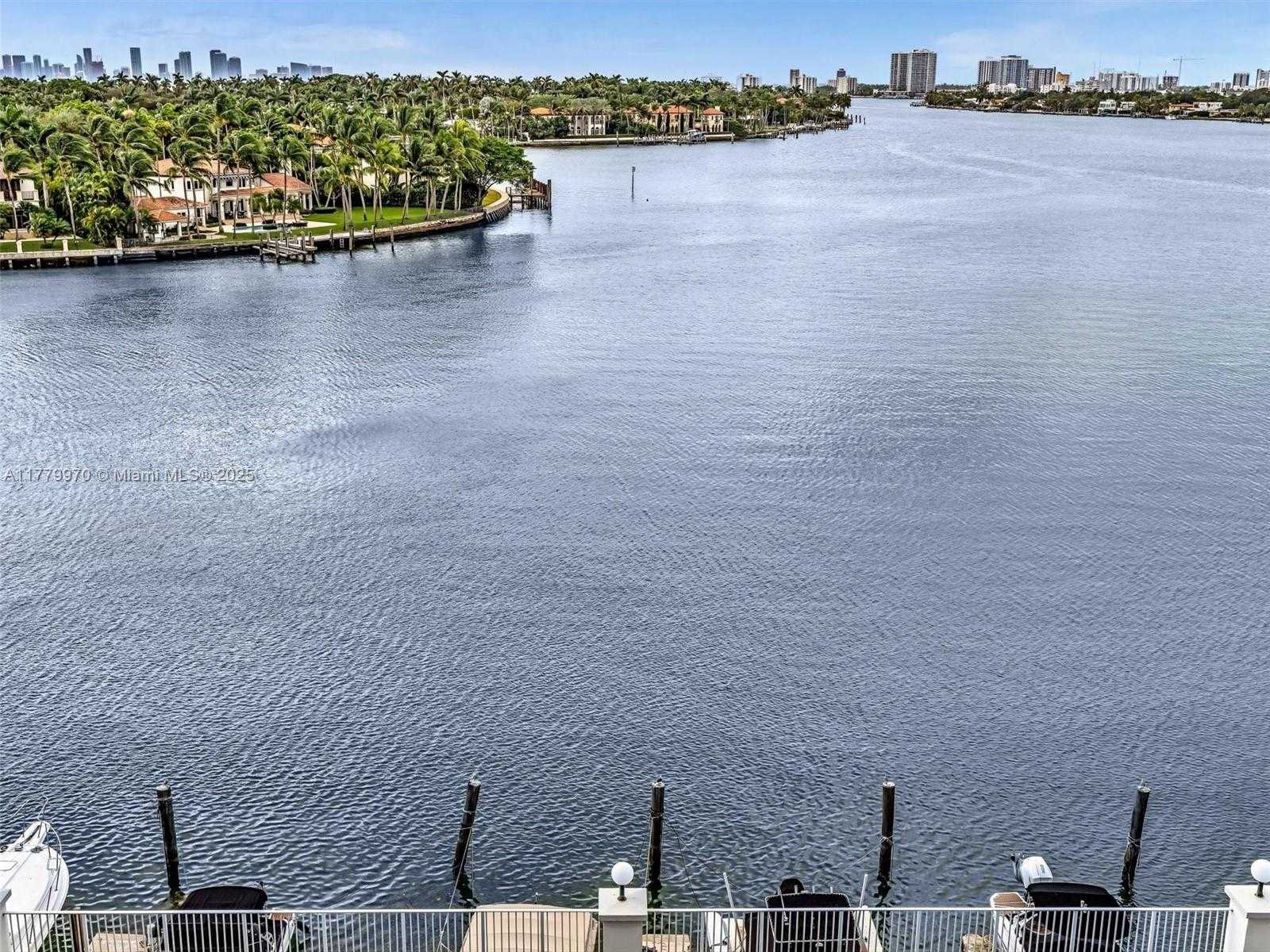 Small Image of 6770 INDIAN CREEK DR #7K, Miami Beach Number 7