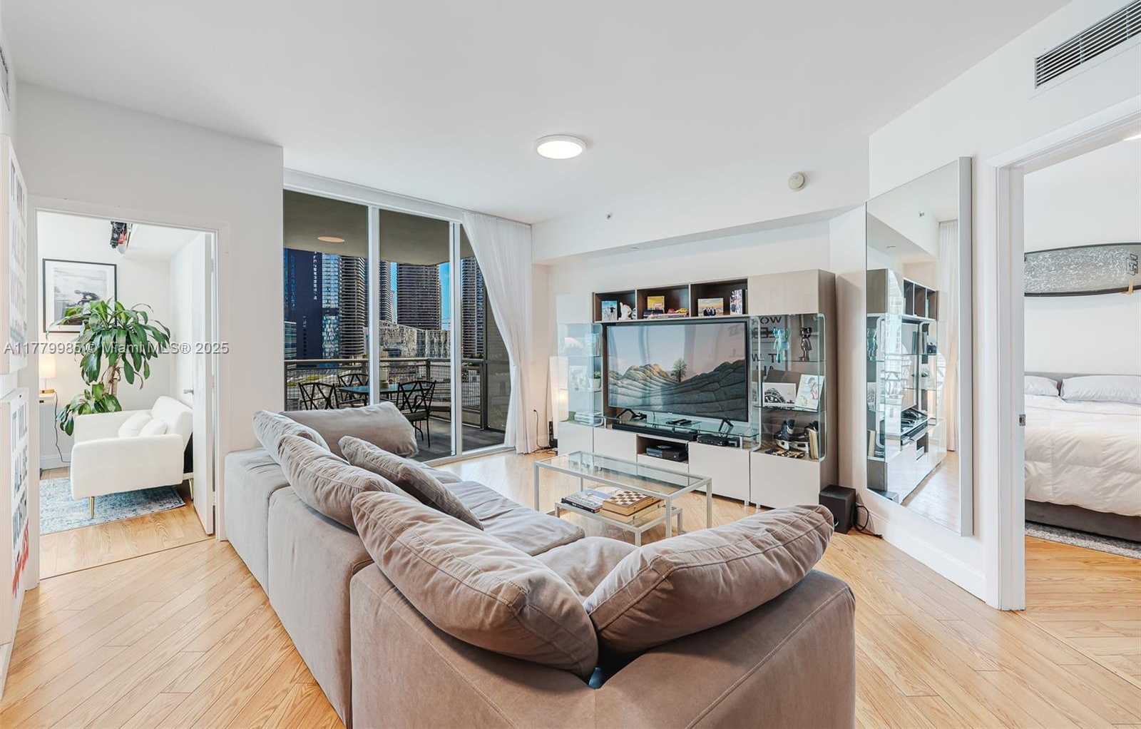 Small Image of 350 SOUTH MIAMI AVE #2104, Miami Number 9
