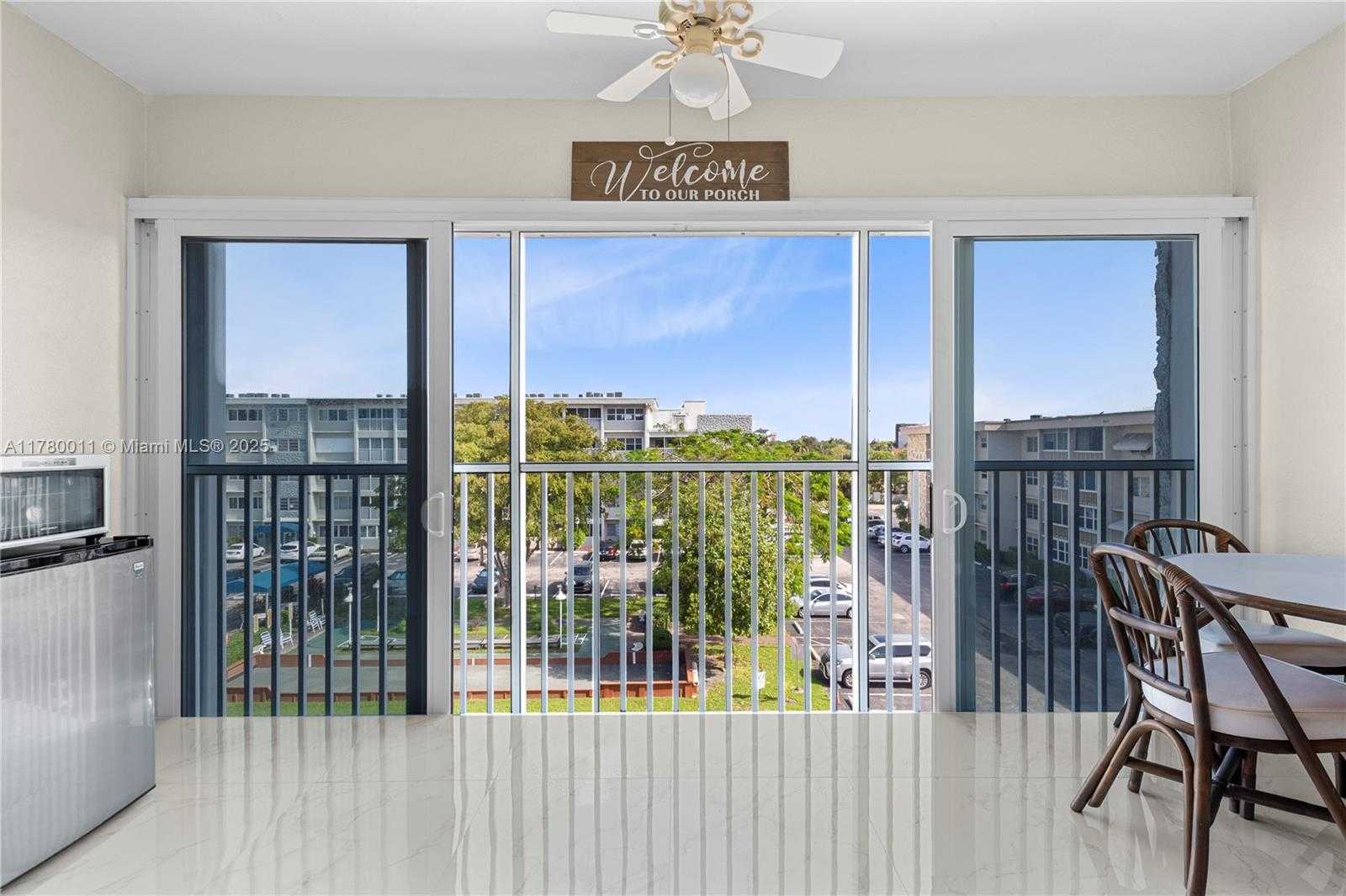 Small Image of 329 SOUTH EAST 3RD ST #405P, Hallandale Beach Number 11
