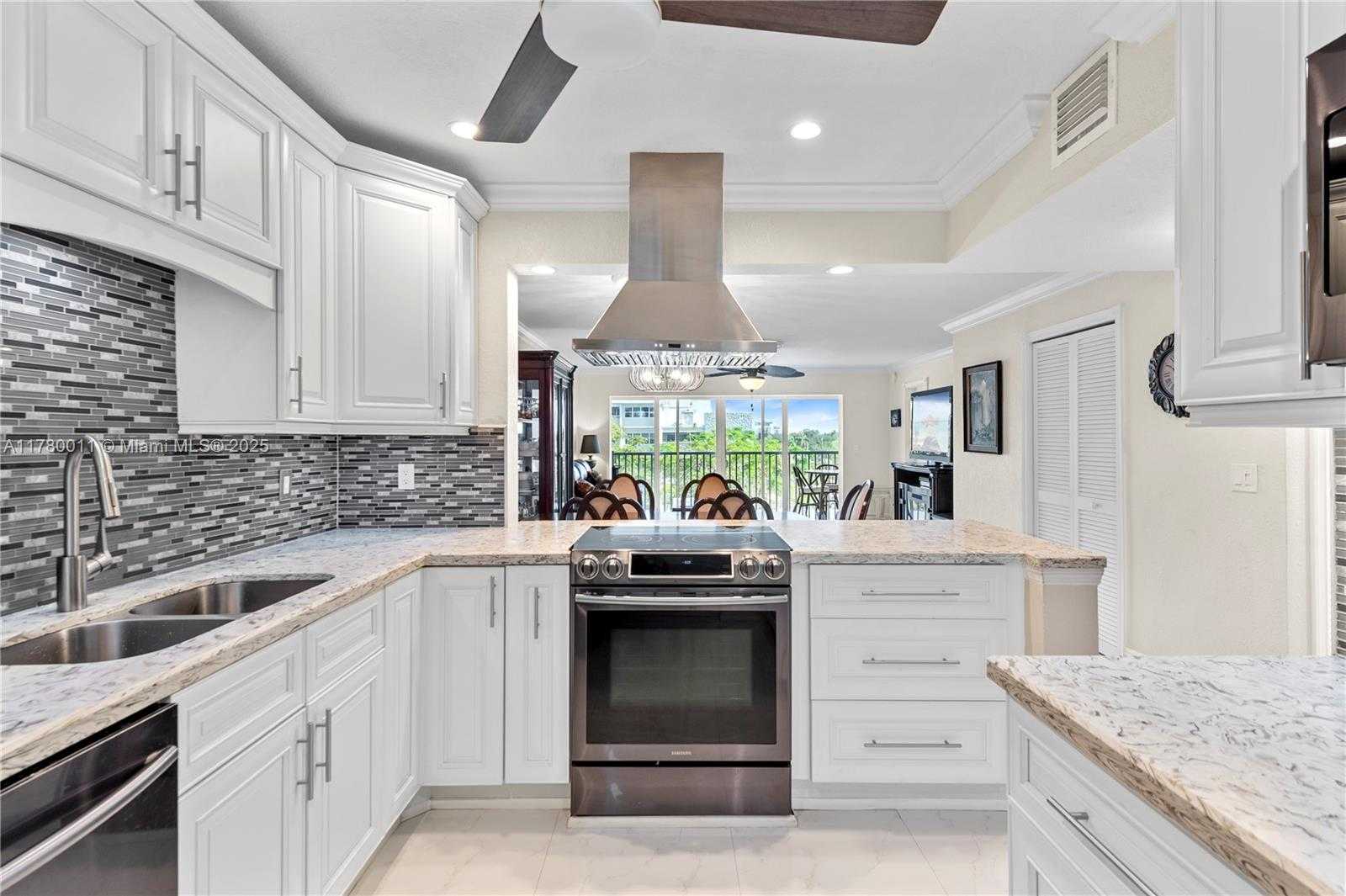 Small Image of 329 SOUTH EAST 3RD ST #405P, Hallandale Beach Number 2