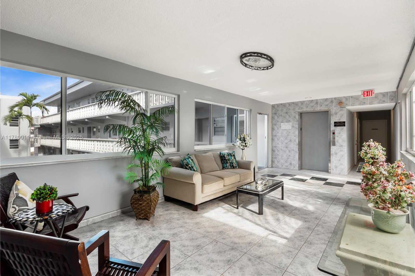 Small Image of 329 SOUTH EAST 3RD ST #405P, Hallandale Beach Number 22