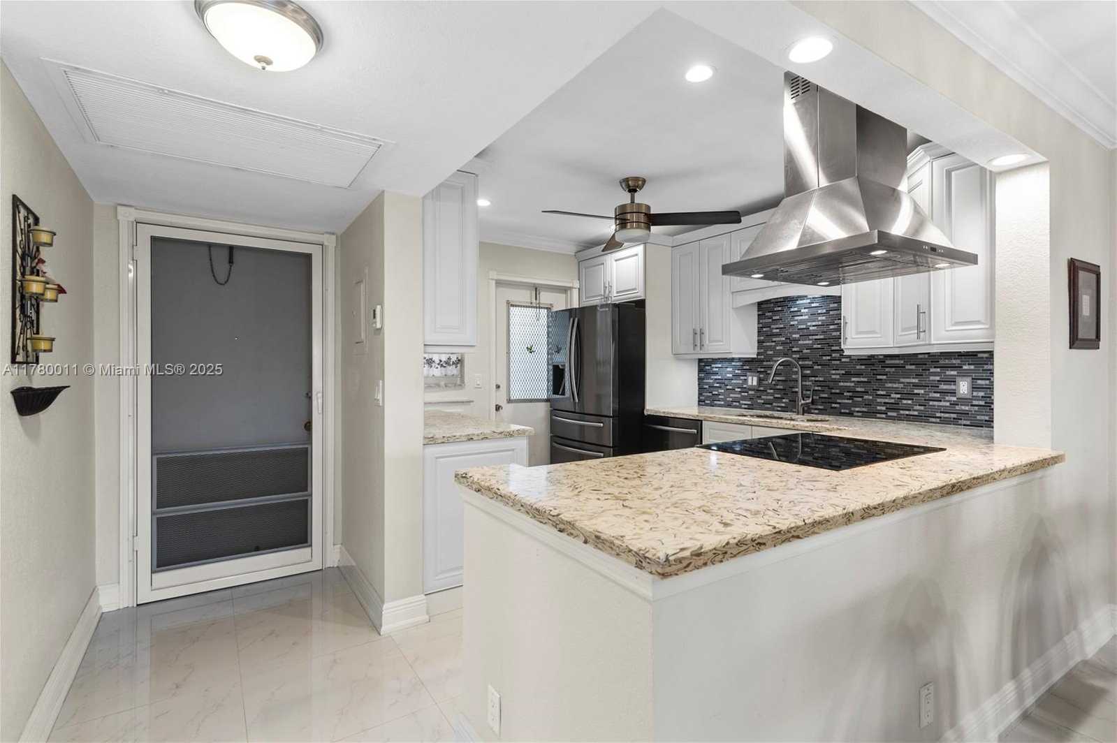 Small Image of 329 SOUTH EAST 3RD ST #405P, Hallandale Beach Number 5