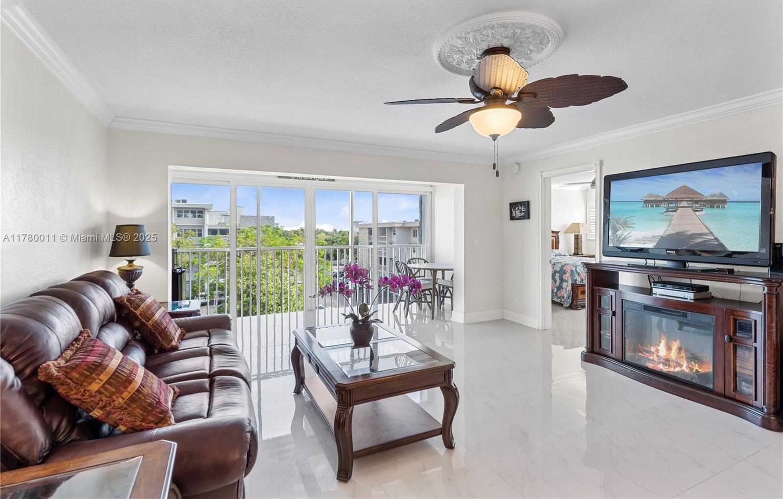 Small Image of 329 SOUTH EAST 3RD ST #405P, Hallandale Beach Number 7