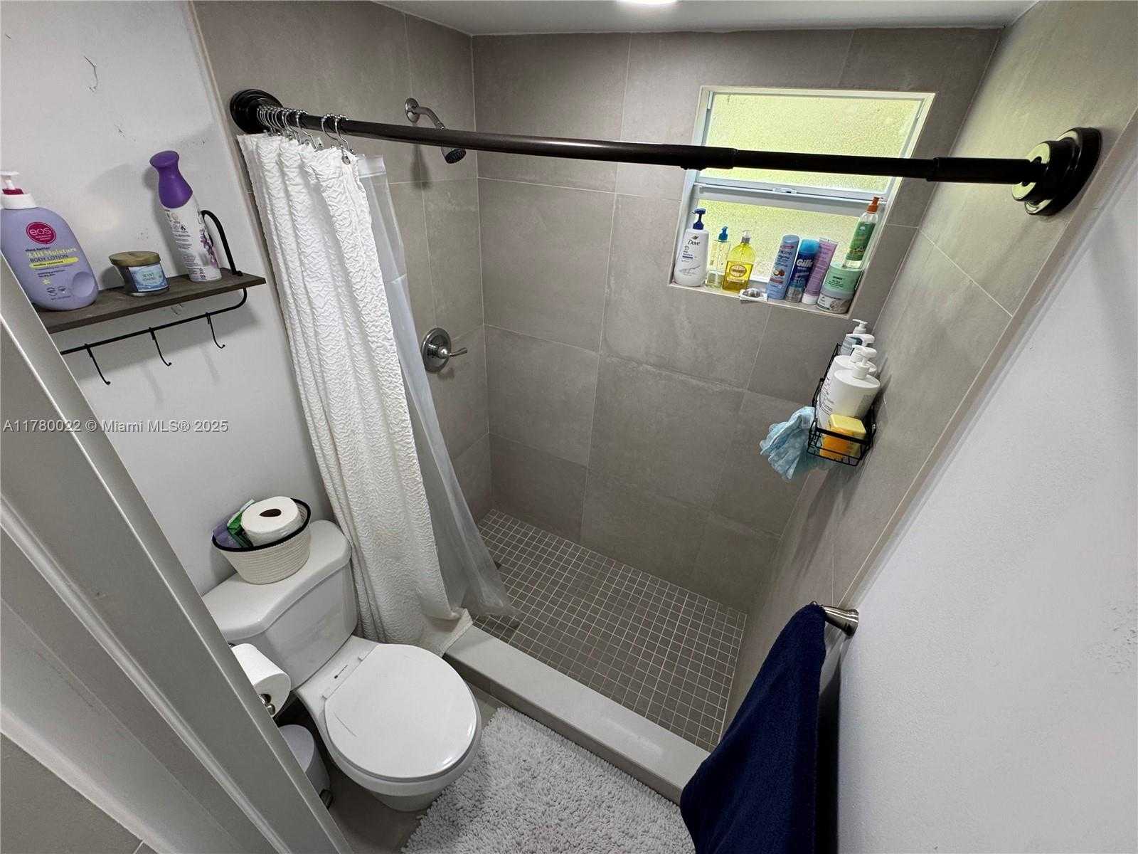Small Image of 1235 MARIPOSA AVE #1, Coral Gables Number 12