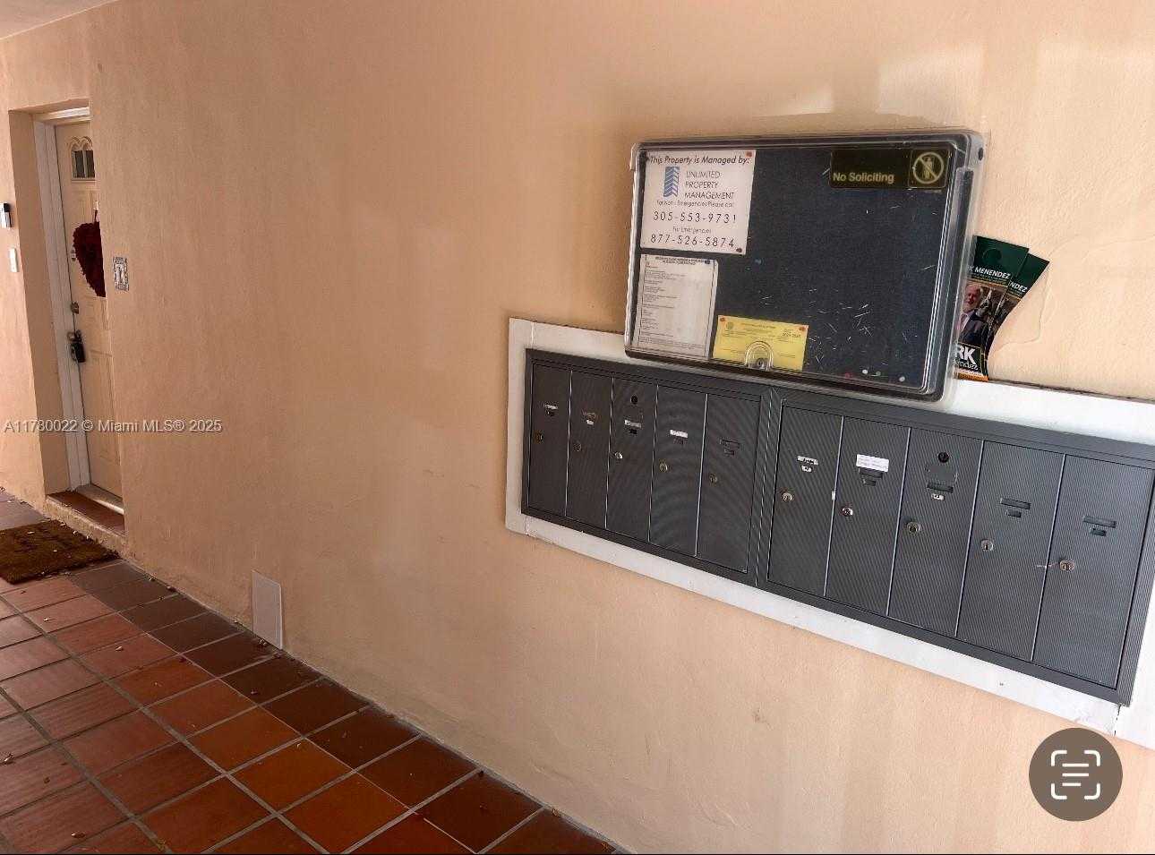 Small Image of 1235 MARIPOSA AVE #1, Coral Gables Number 17