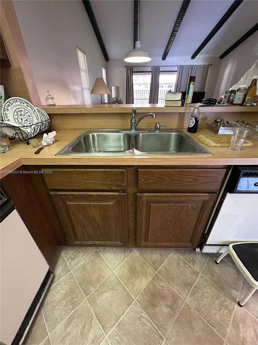 Small Image of 11405 SOUTH WEST 87TH TER, Miami Number 20