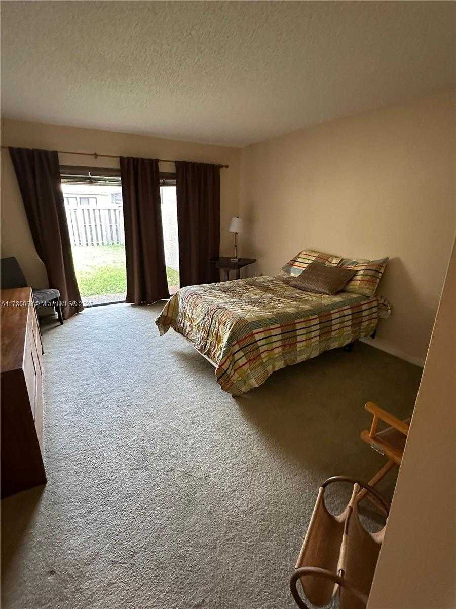 Small Image of 11405 SOUTH WEST 87TH TER, Miami Number 34