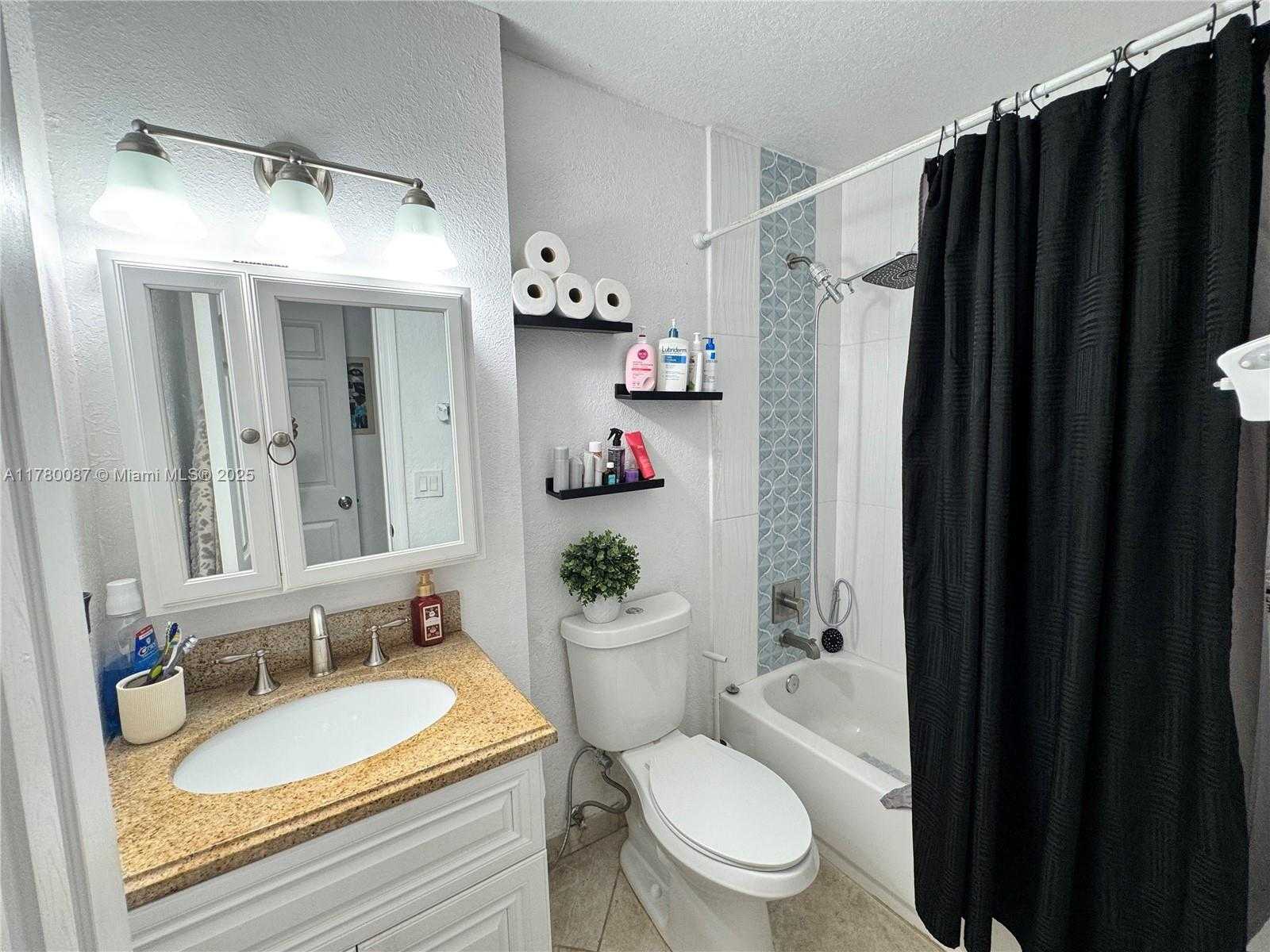 Small Image of 2814 SOUTH WEST NATURA BLVD #A, Deerfield Beach Number 13