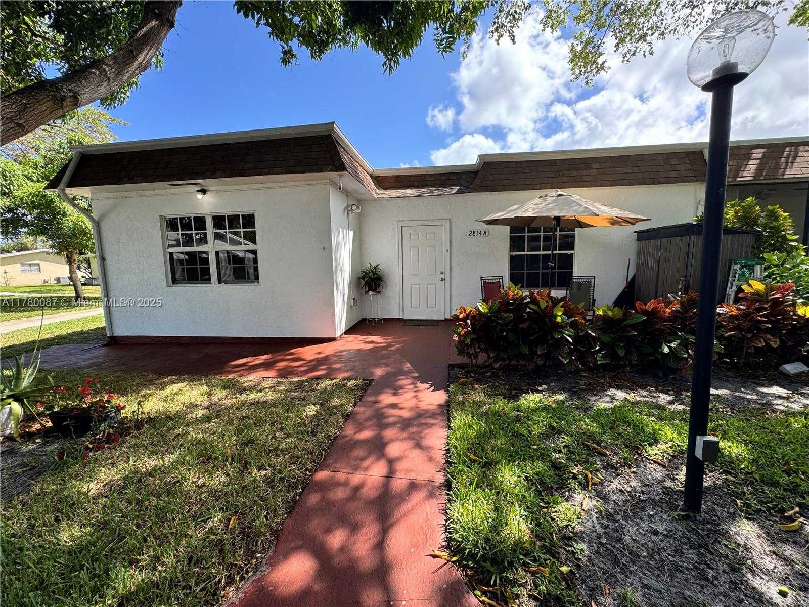 Small Image of 2814 SOUTH WEST NATURA BLVD #A, Deerfield Beach Number 16
