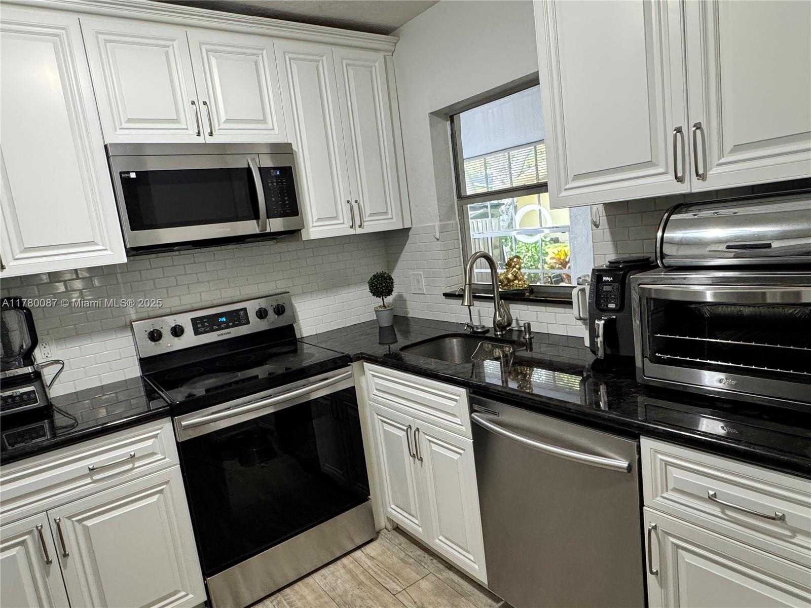 Small Image of 2814 SOUTH WEST NATURA BLVD #A, Deerfield Beach Number 8