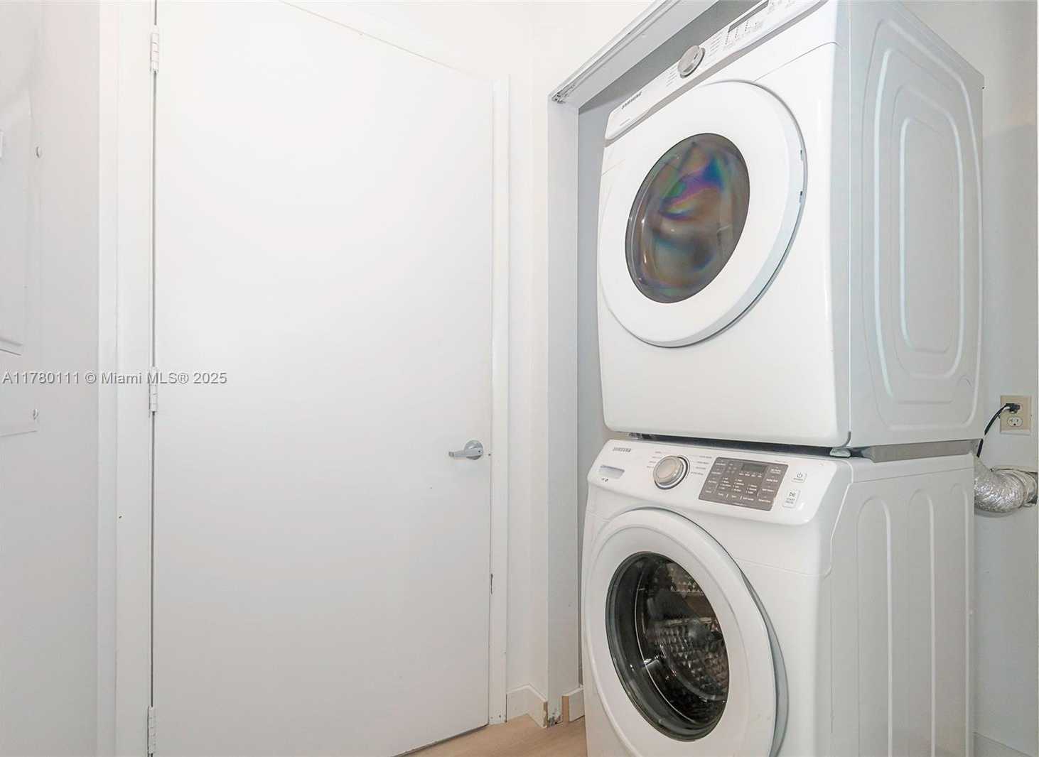 Small Image of 10 SOUTH WEST SOUTH RIVER DR #607, Miami Number 16