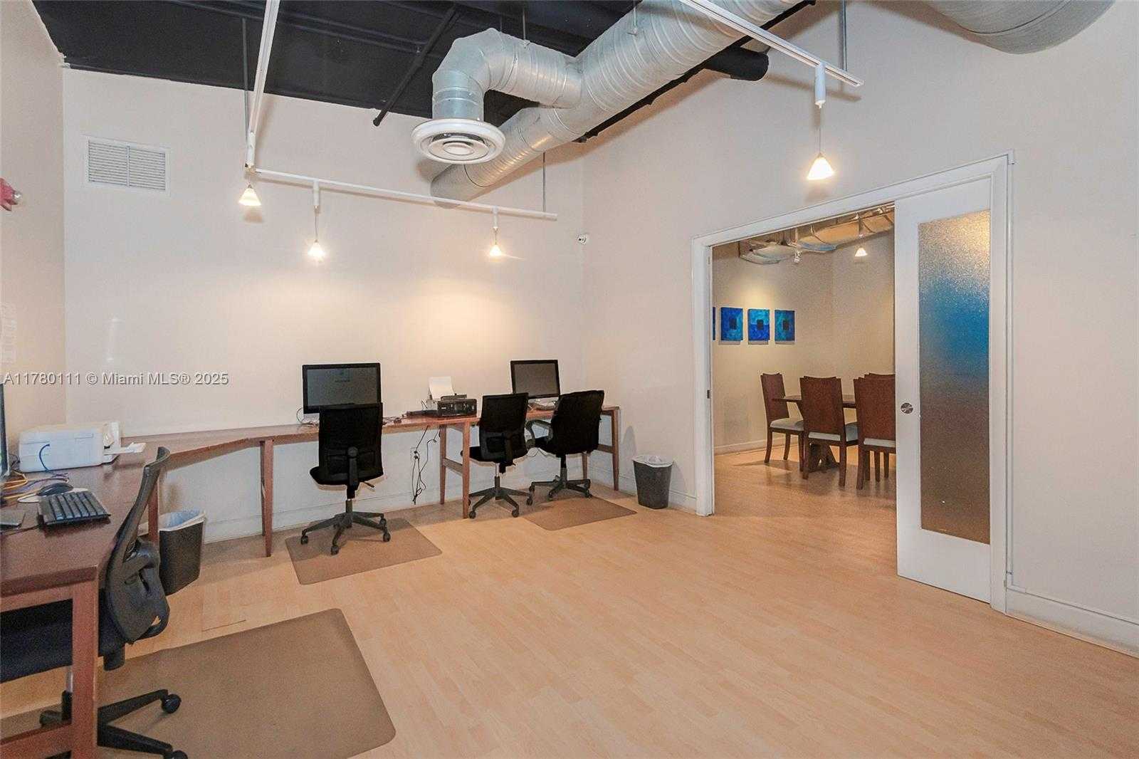 Small Image of 10 SOUTH WEST SOUTH RIVER DR #607, Miami Number 24