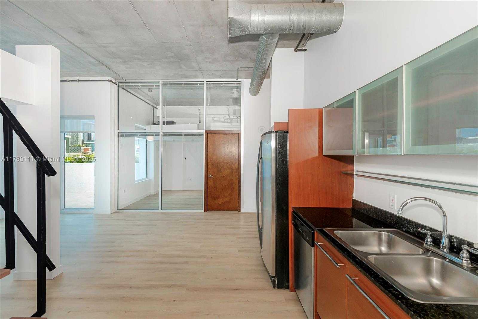 Small Image of 10 SOUTH WEST SOUTH RIVER DR #607, Miami Number 9
