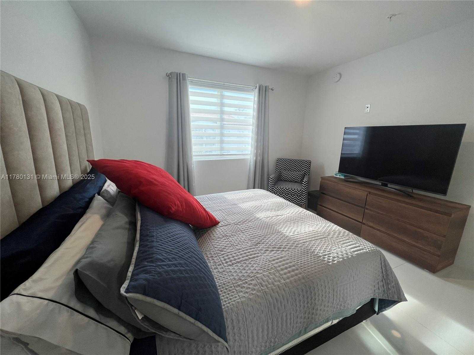 Small Image of 10950 NORTH WEST 82ND ST #420, Doral Number 12