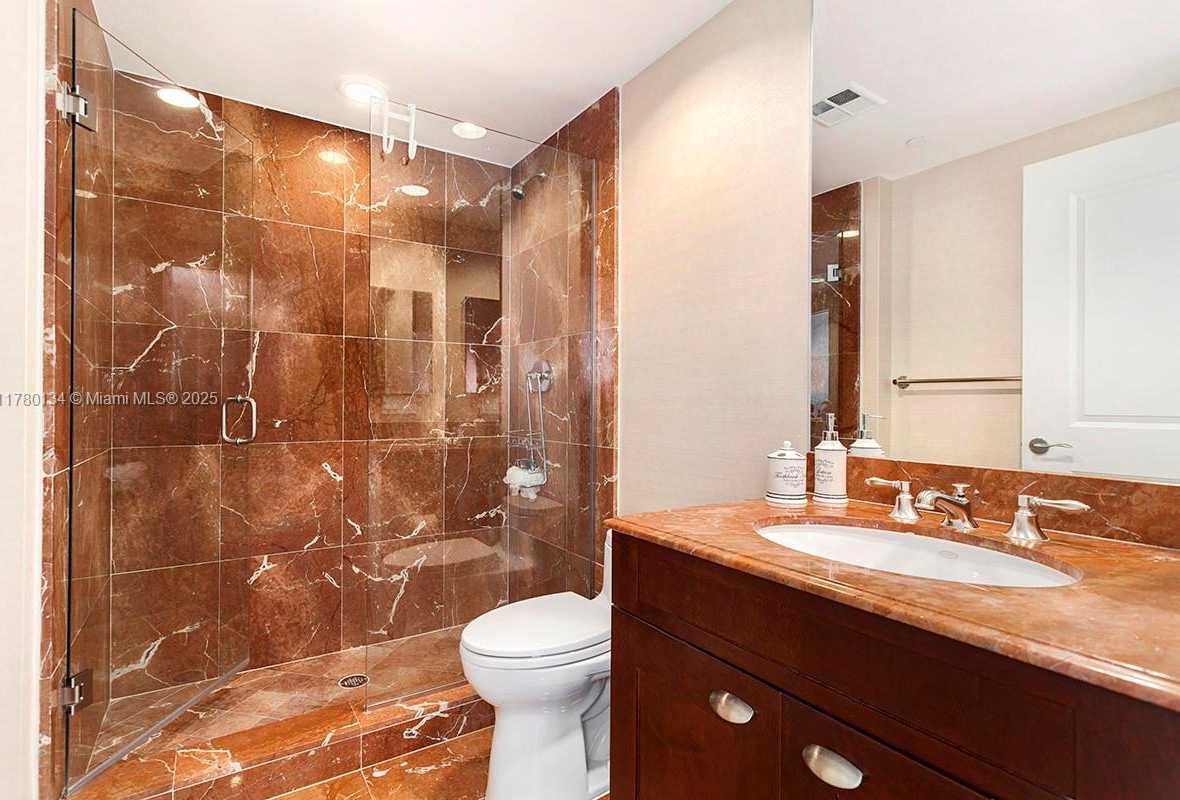 Small Image of 6000 ISLAND BLVD #2204, Aventura Number 14