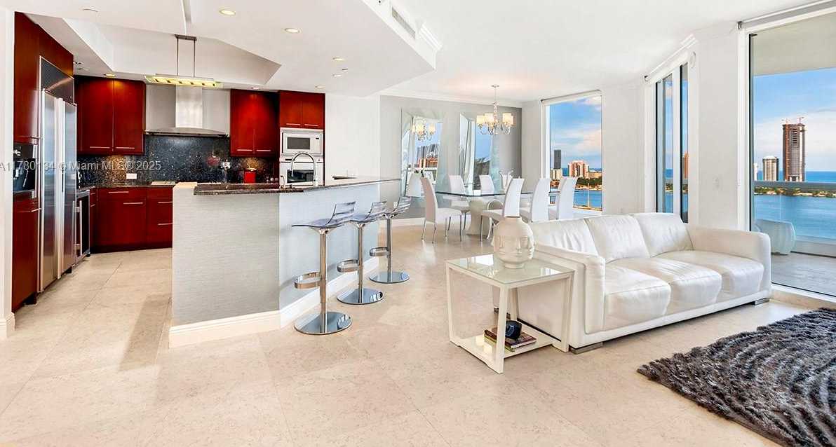 Small Image of 6000 ISLAND BLVD #2204, Aventura Number 3
